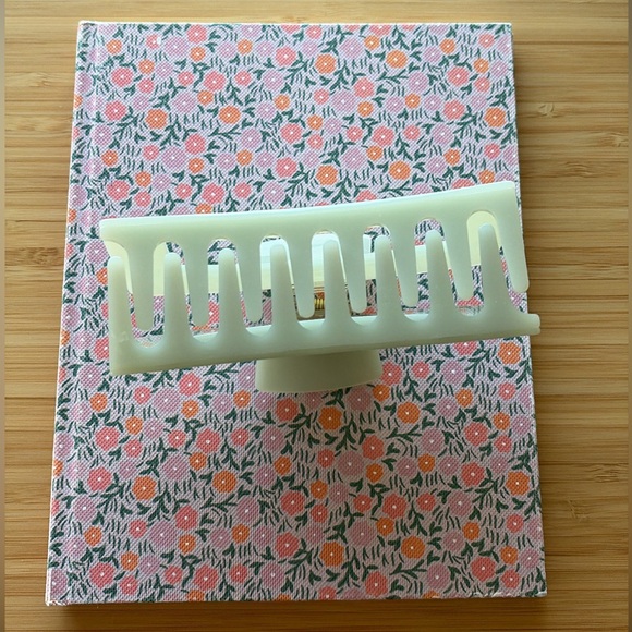 Kōv Essentials Daily Clip in Mojito Size Large - Picture 4 of 5